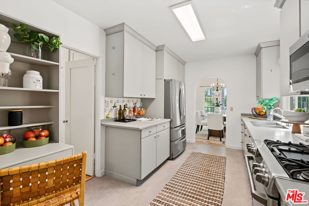 Property photo 28