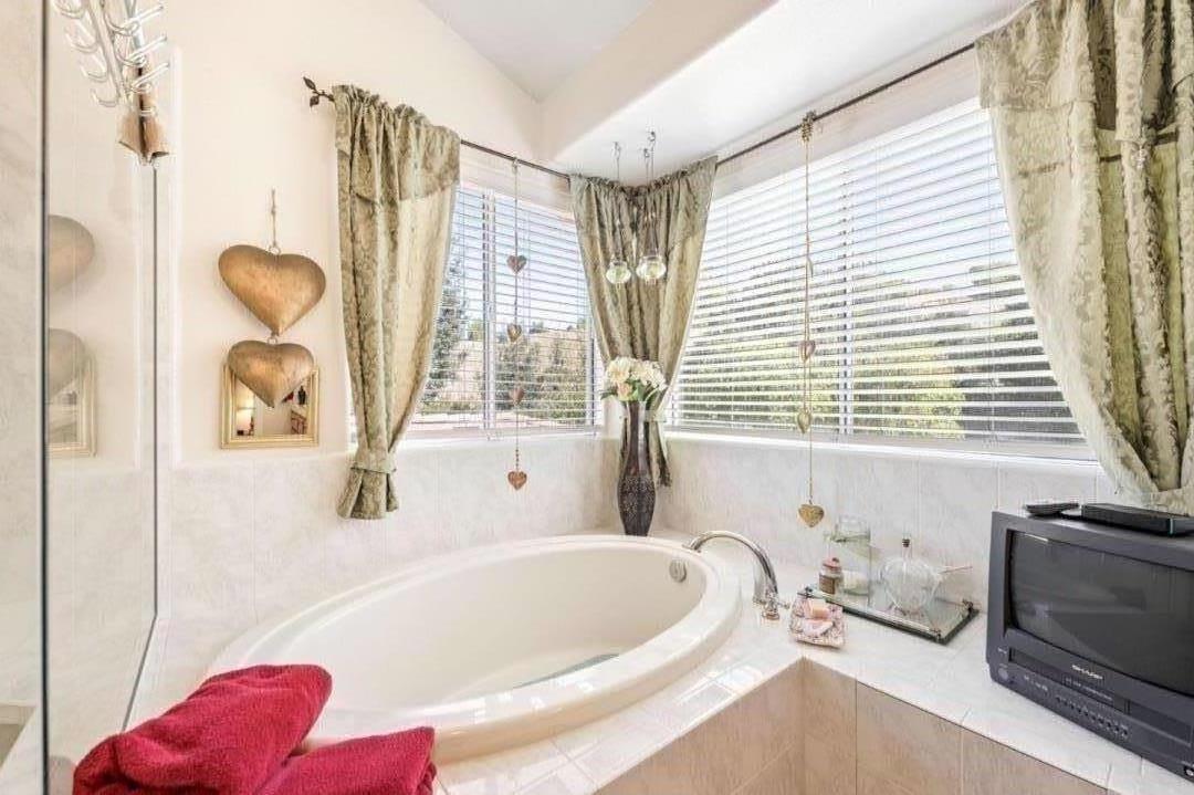 Property photo 40