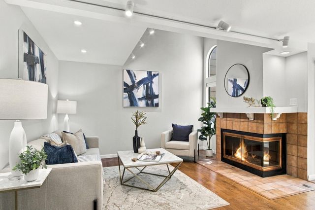 Property photo 43