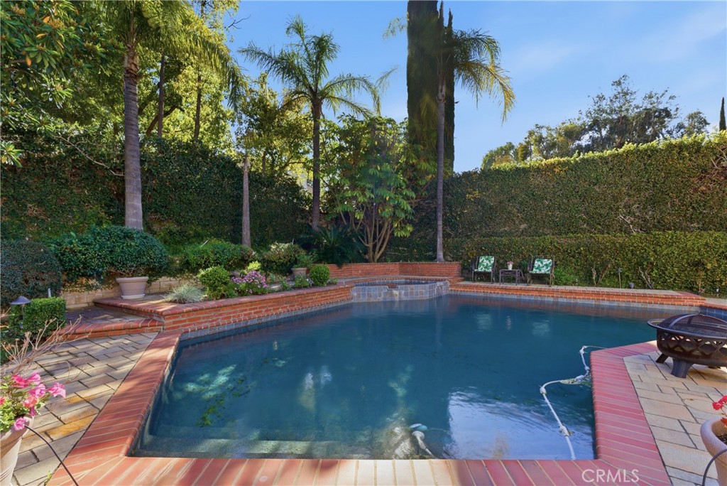 Property photo 37