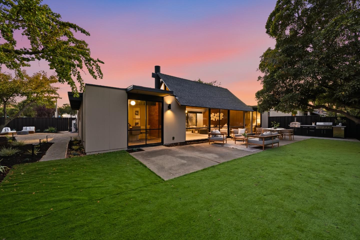 Property photo 37