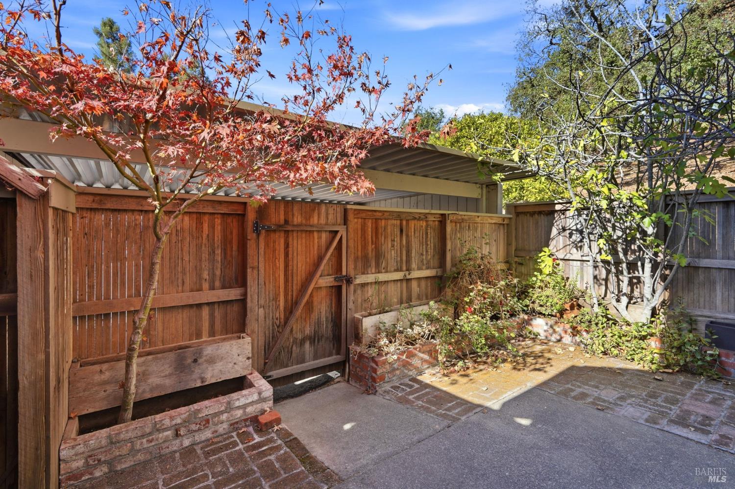 Property photo 34