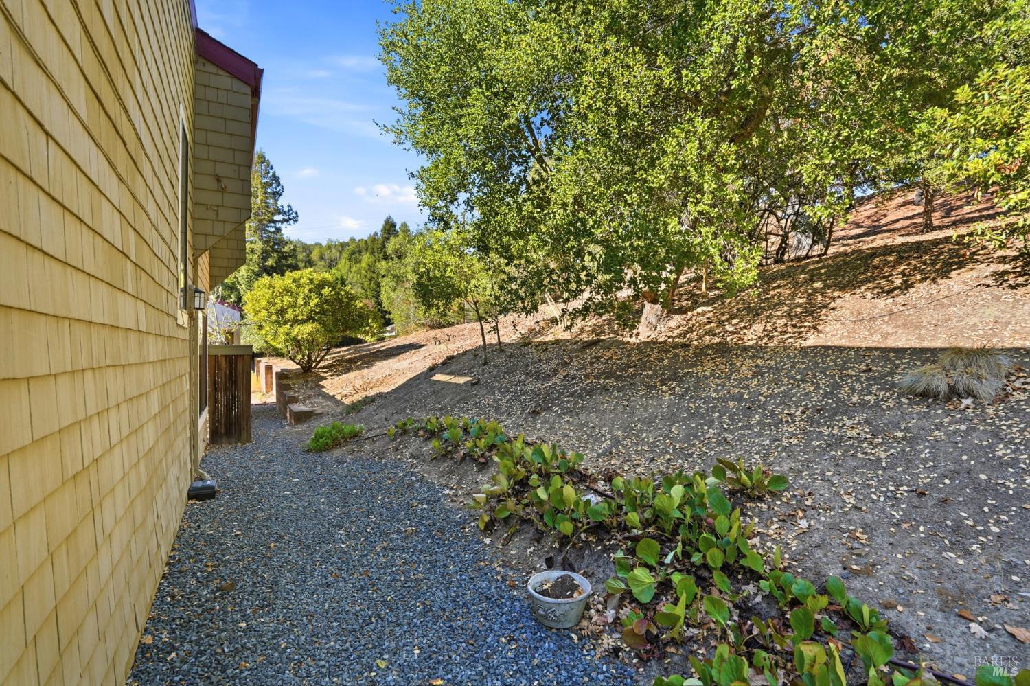 Property photo 37
