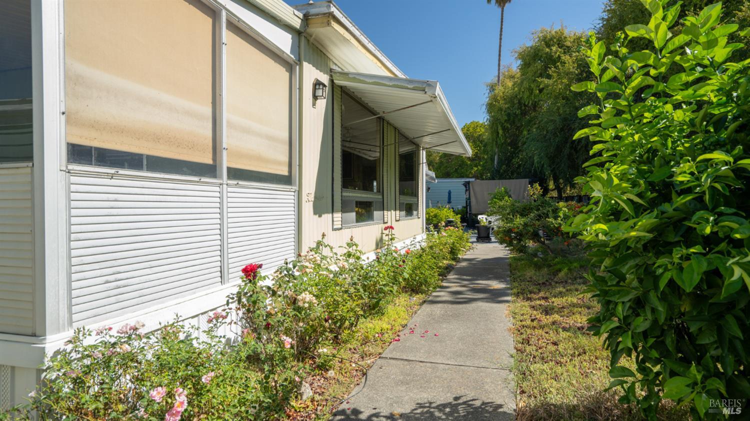 Property photo 32