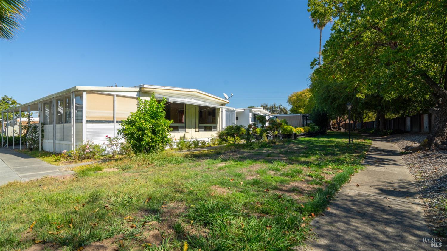 Property photo 33
