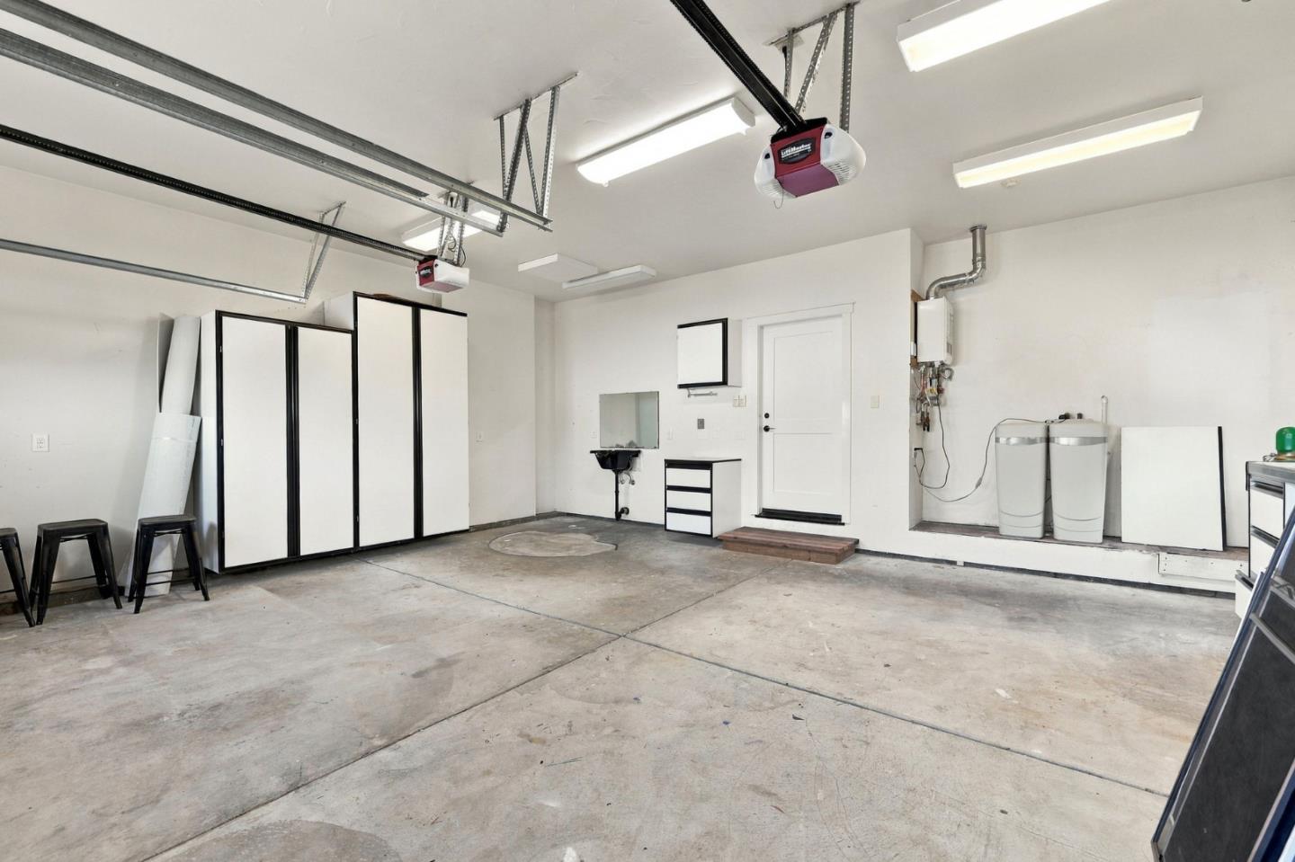 Property photo 51