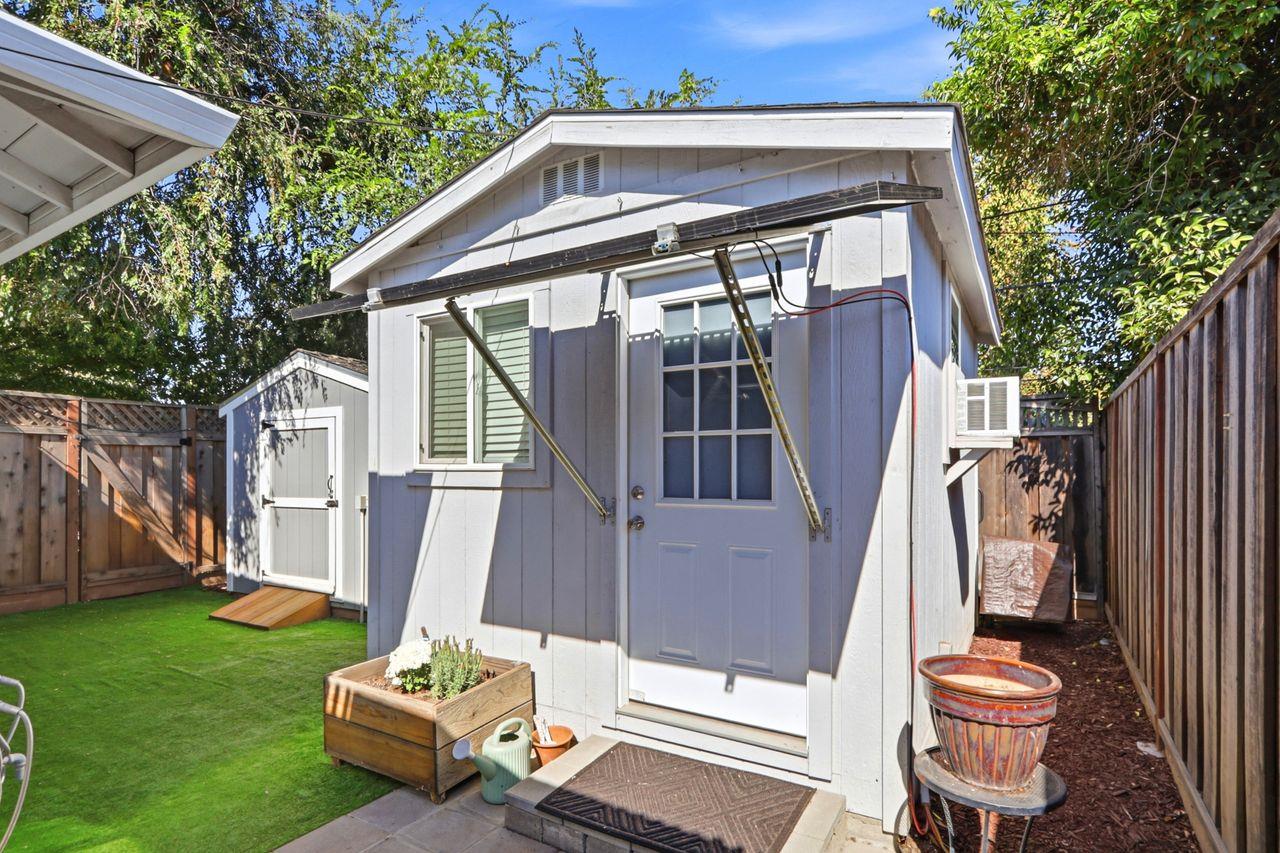 Property photo 35