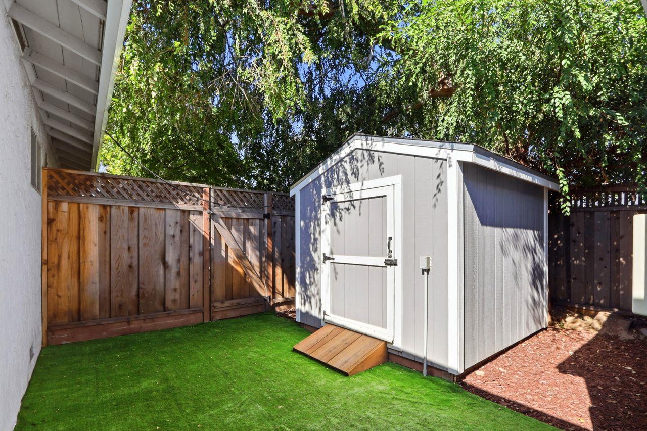 Property photo 36