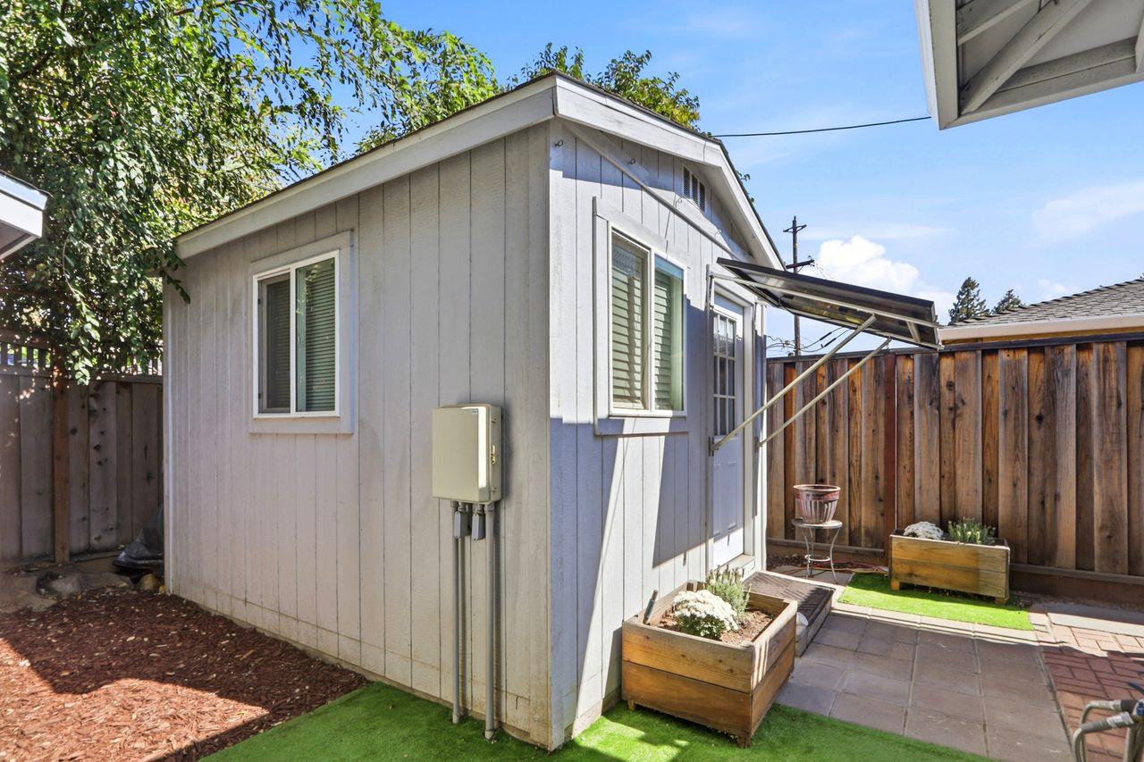 Property photo 38