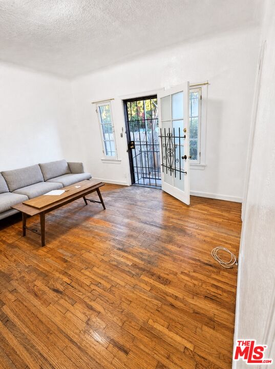 Property photo 24