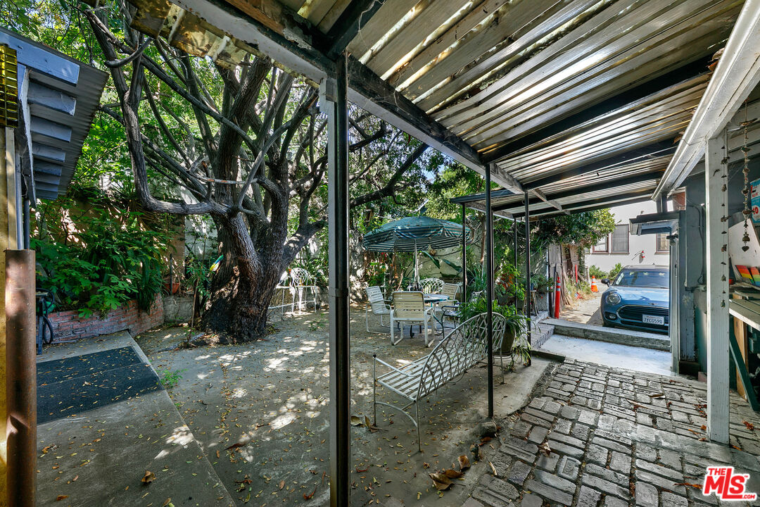 Property photo 36