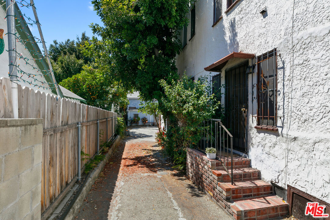 Property photo 50