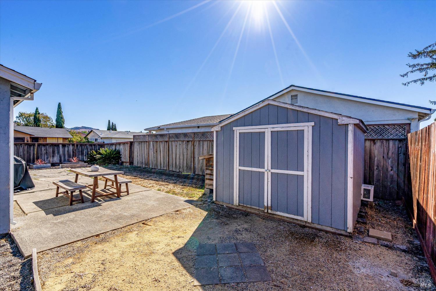 Property photo 33