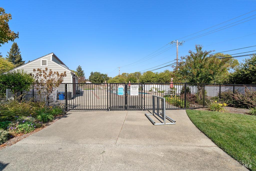 Property photo 43