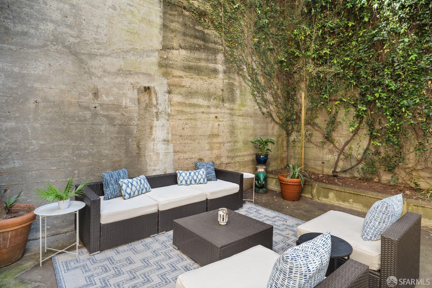 Property photo 37