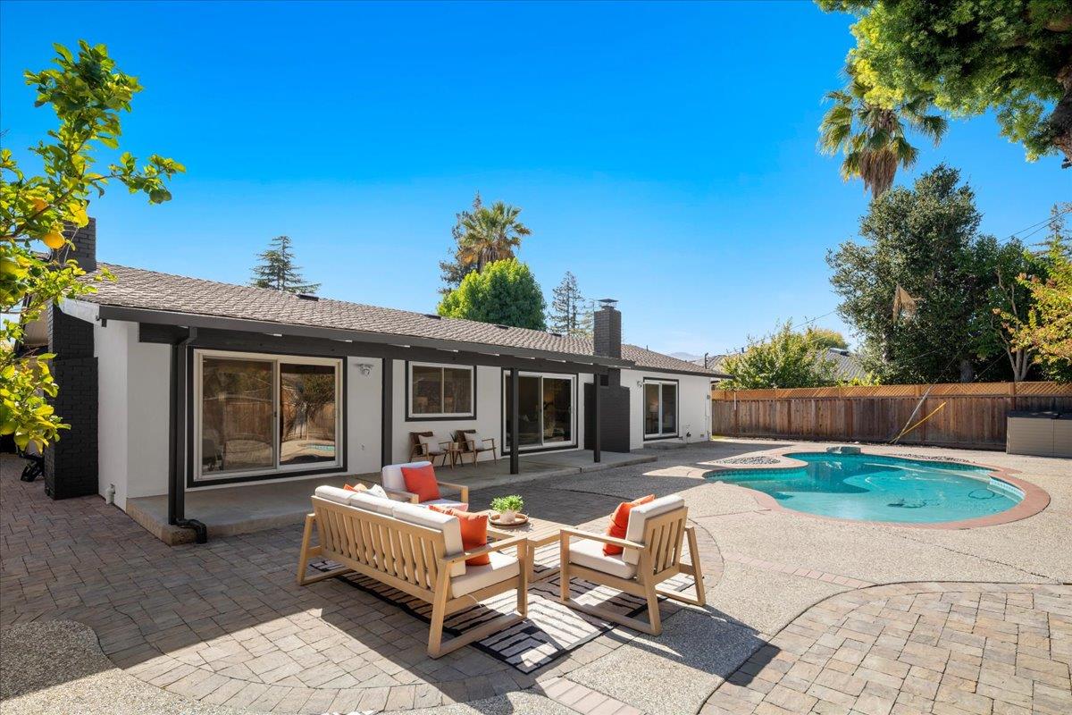 Property photo 38
