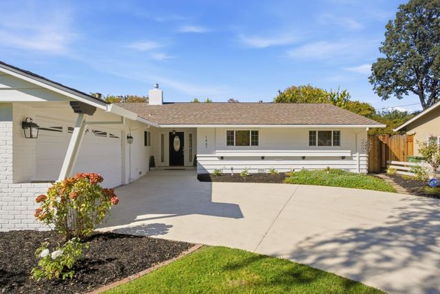 Property photo 46