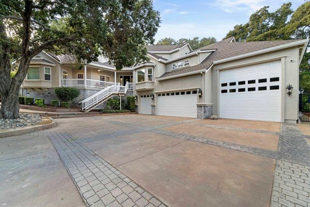 Property photo 30