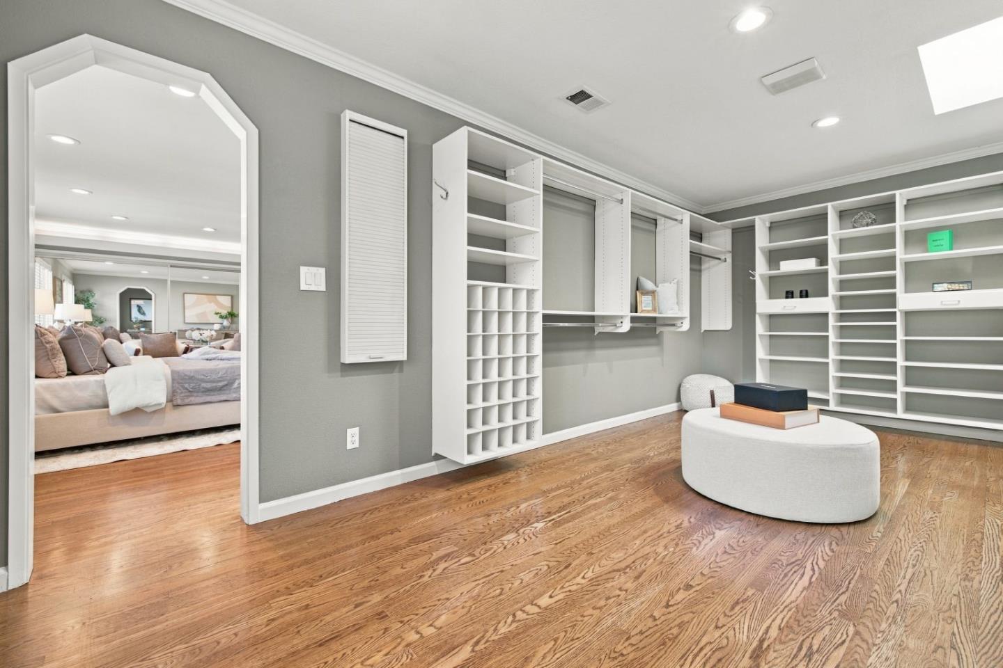 Property photo 44