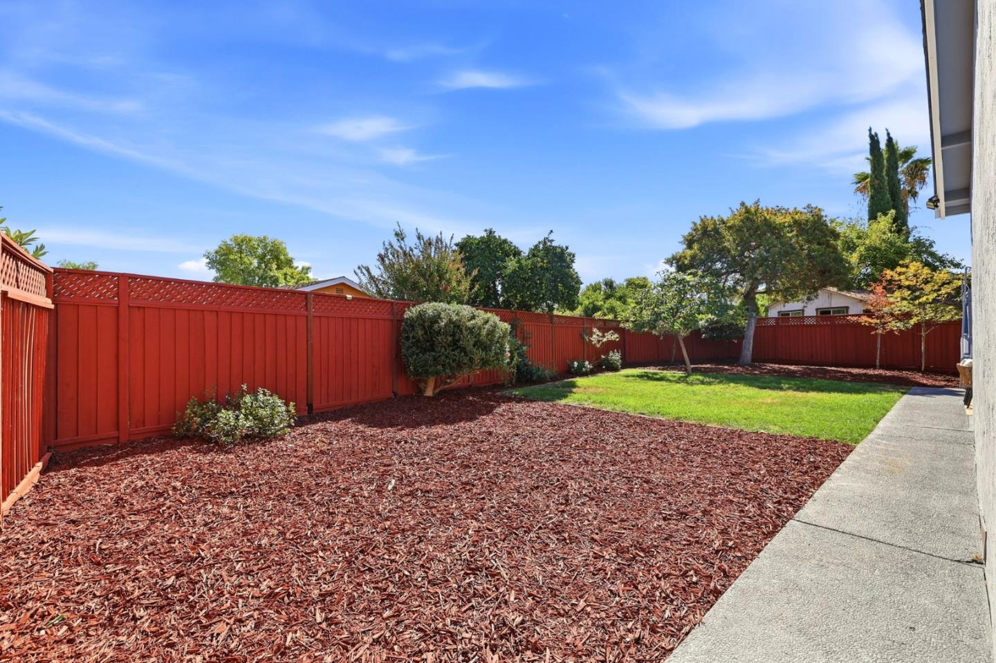 Property photo 44