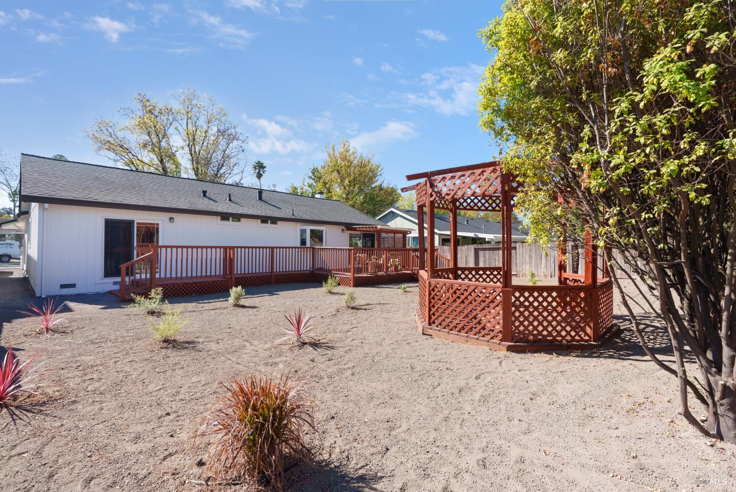 Property photo 37