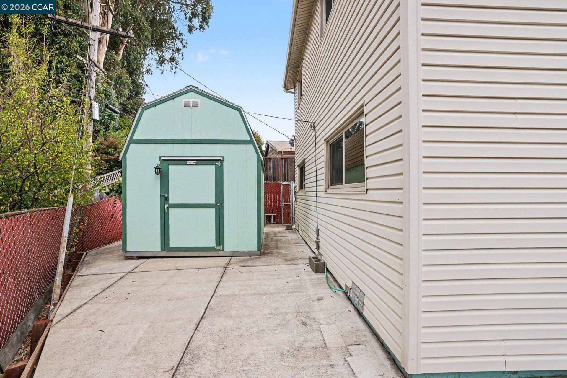 Property photo 34