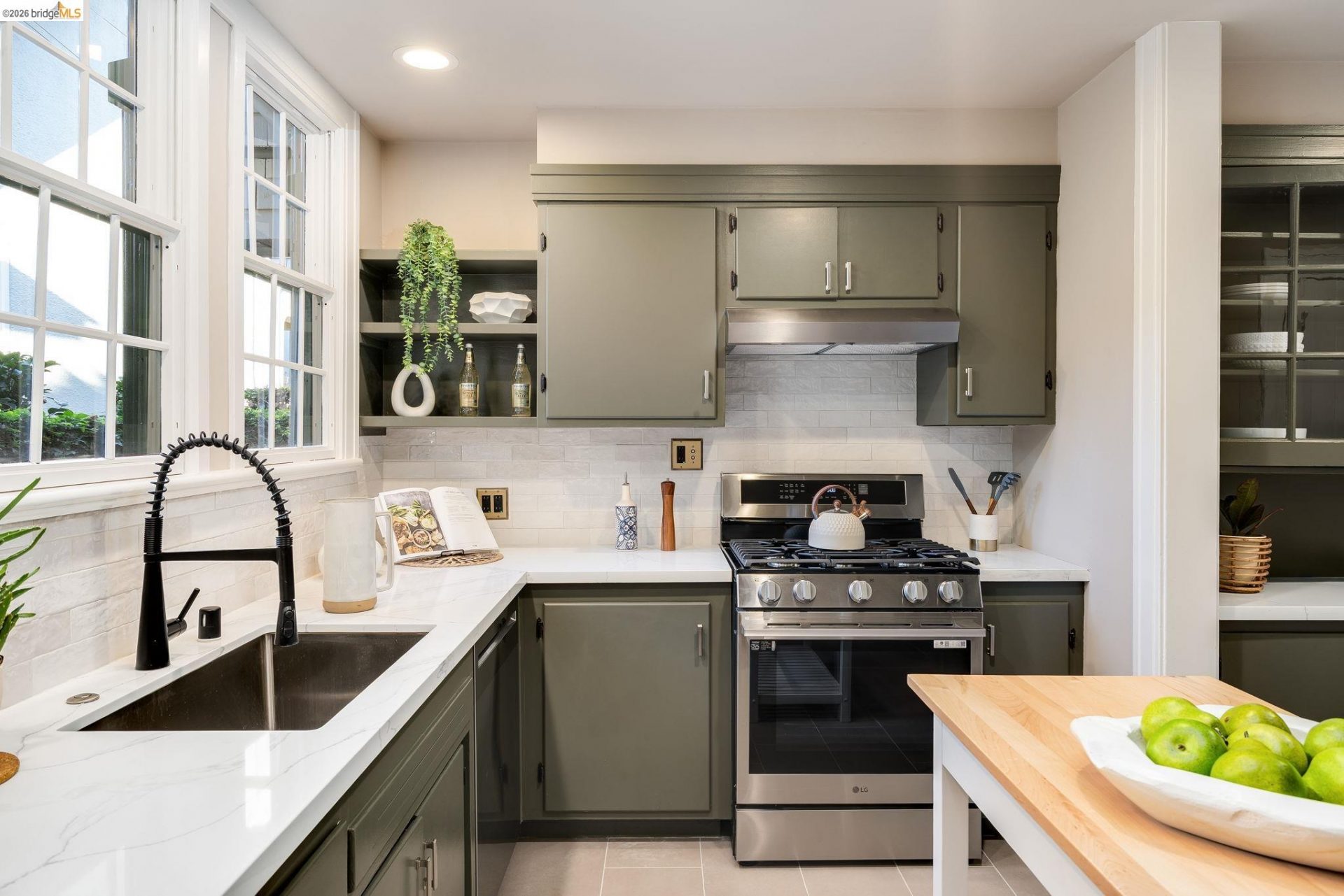 Property photo 44