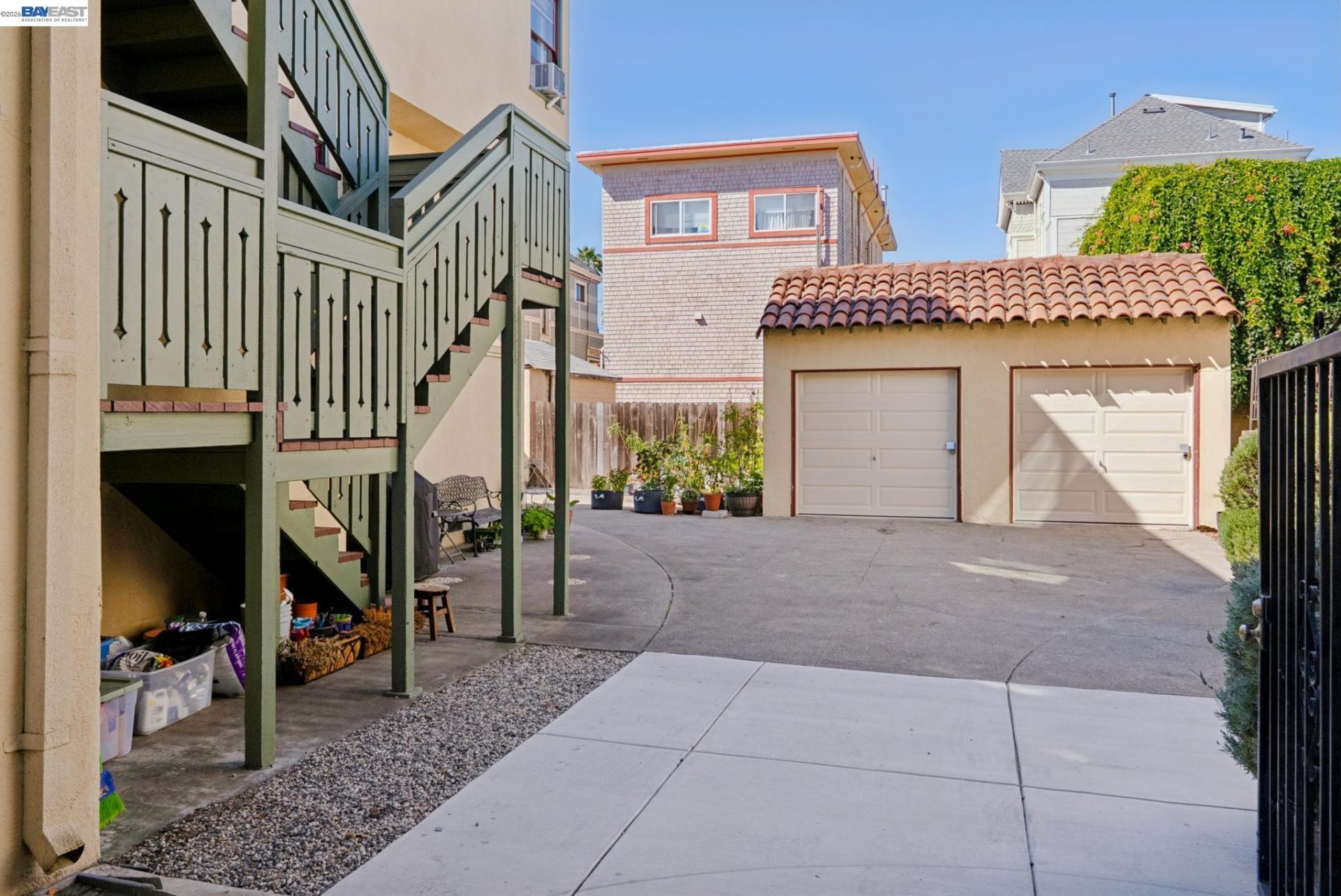 Property photo 35