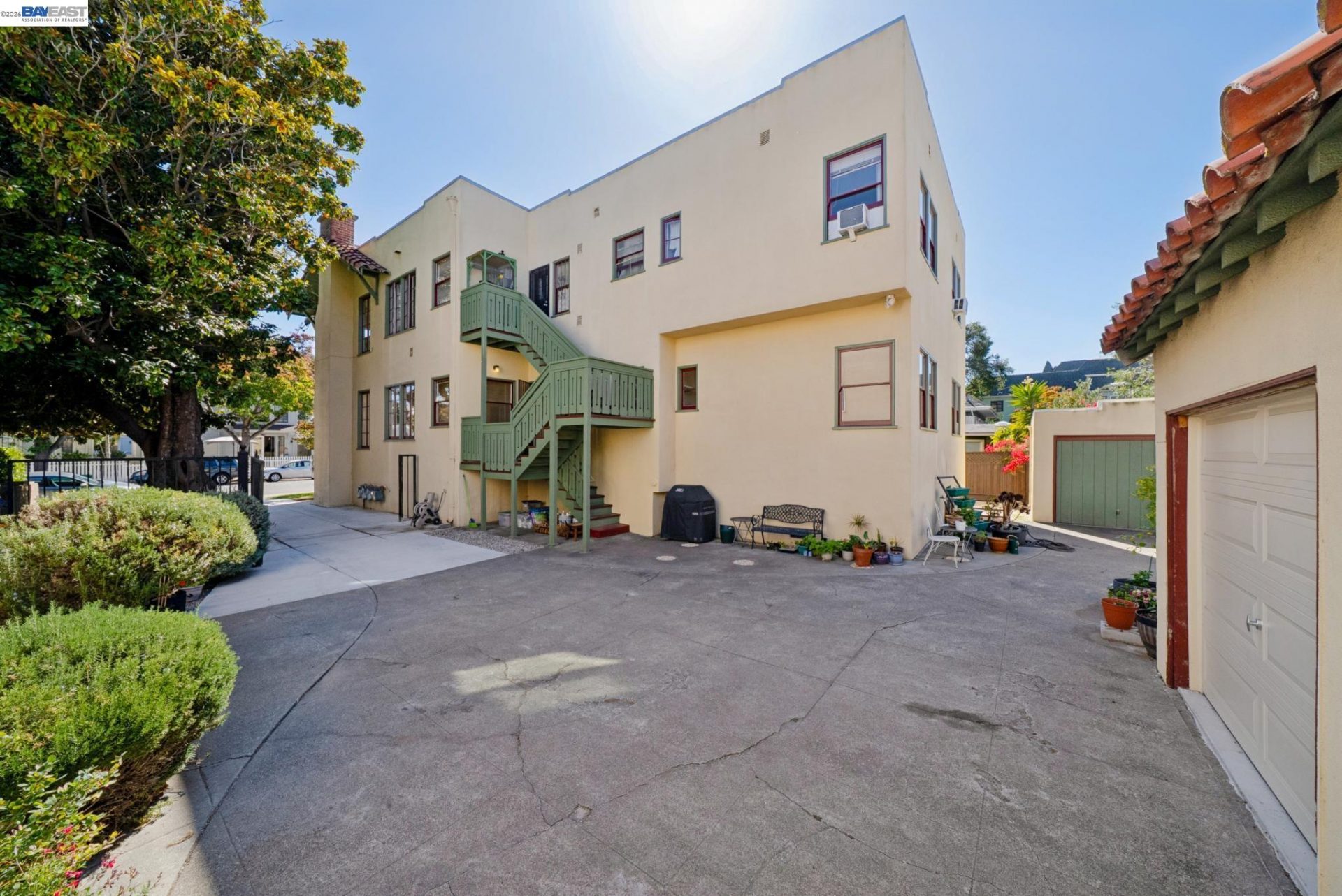 Property photo 38