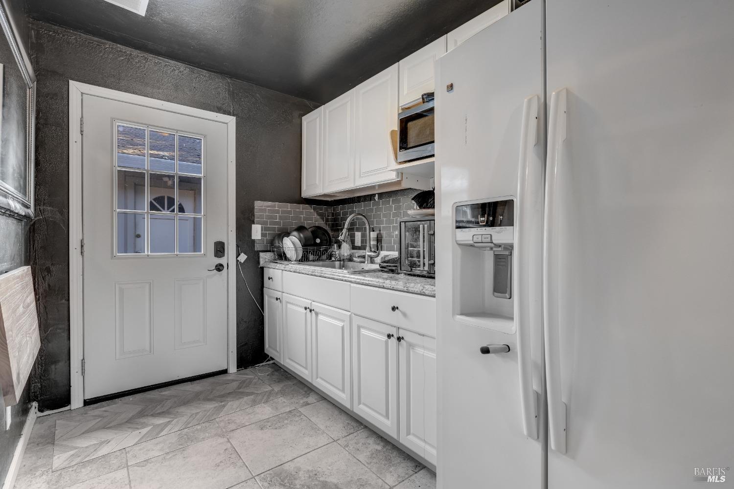 Property photo 25
