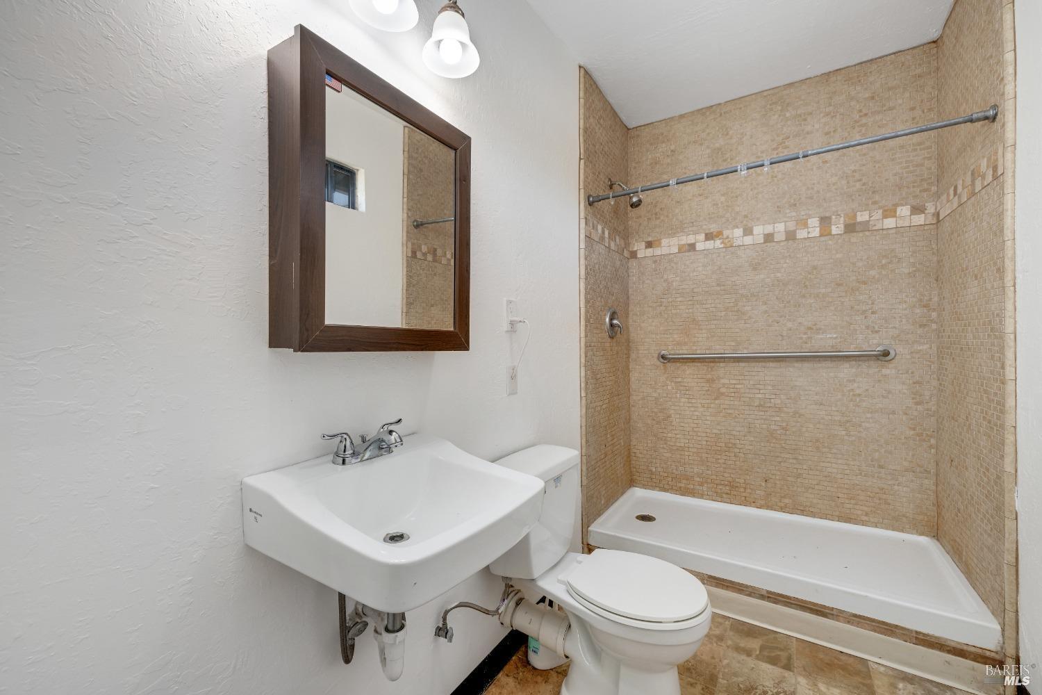 Property photo 38