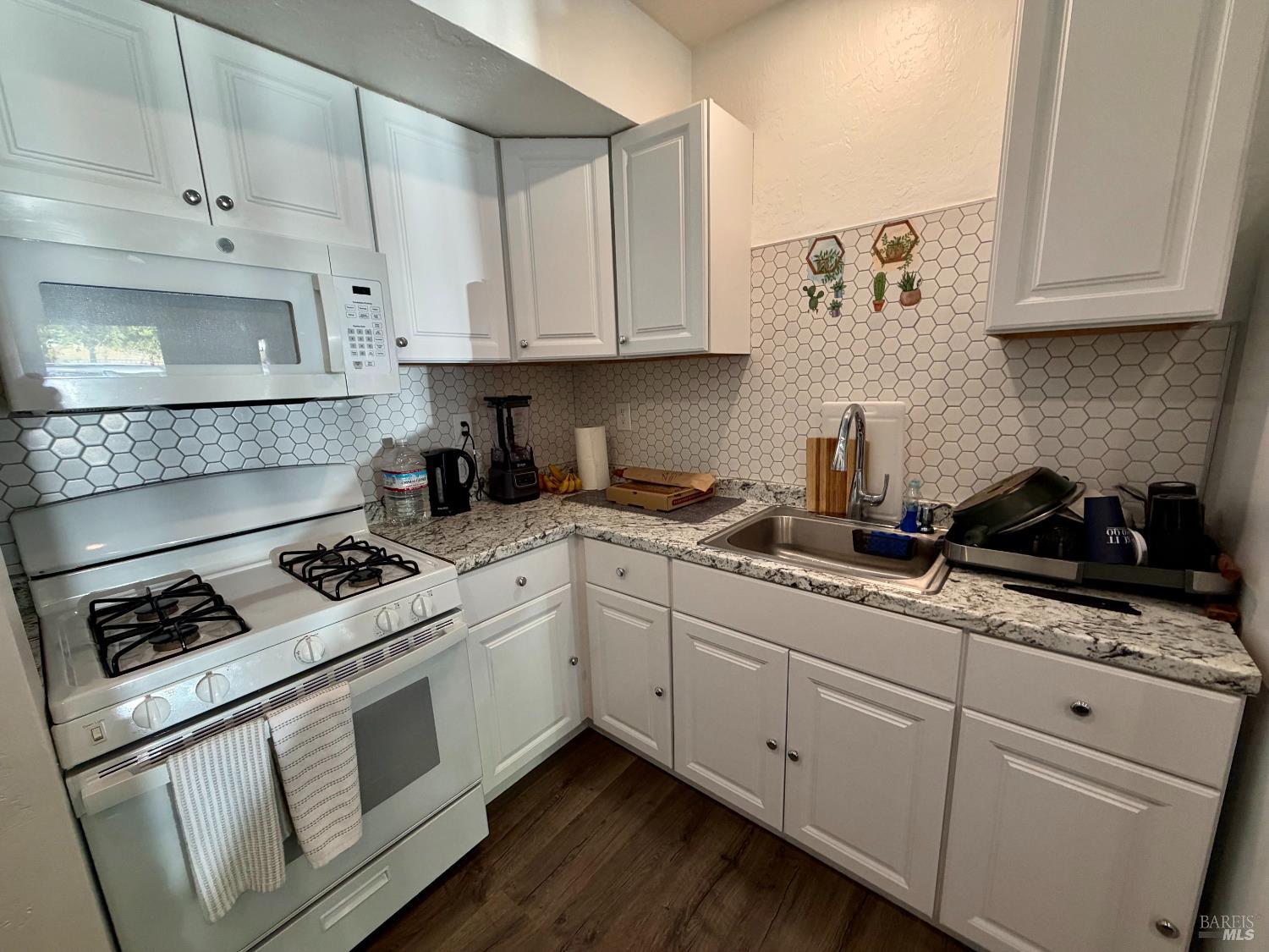 Property photo 42
