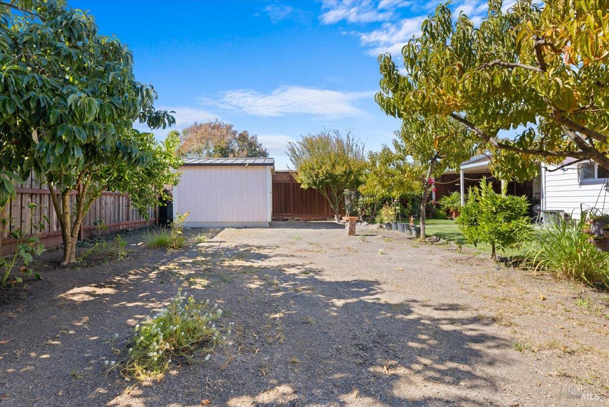 Property photo 40