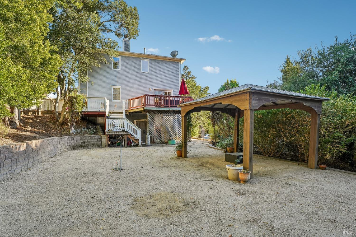 Property photo 35