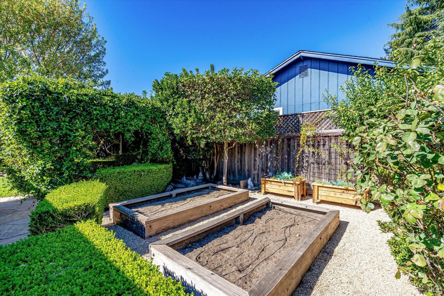 Property photo 46