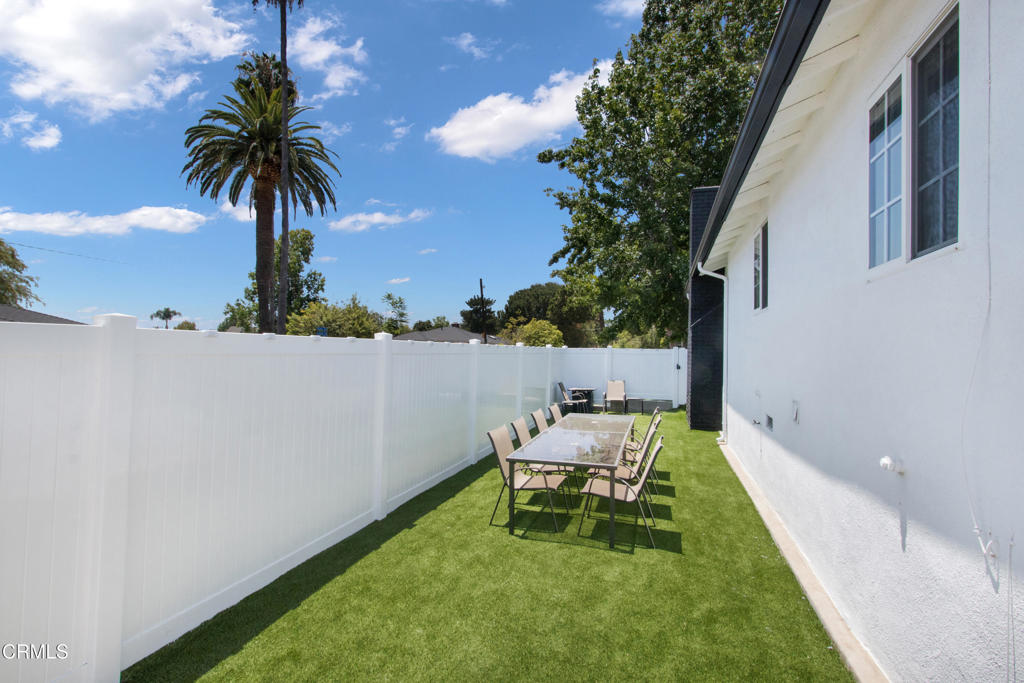 Property photo 33