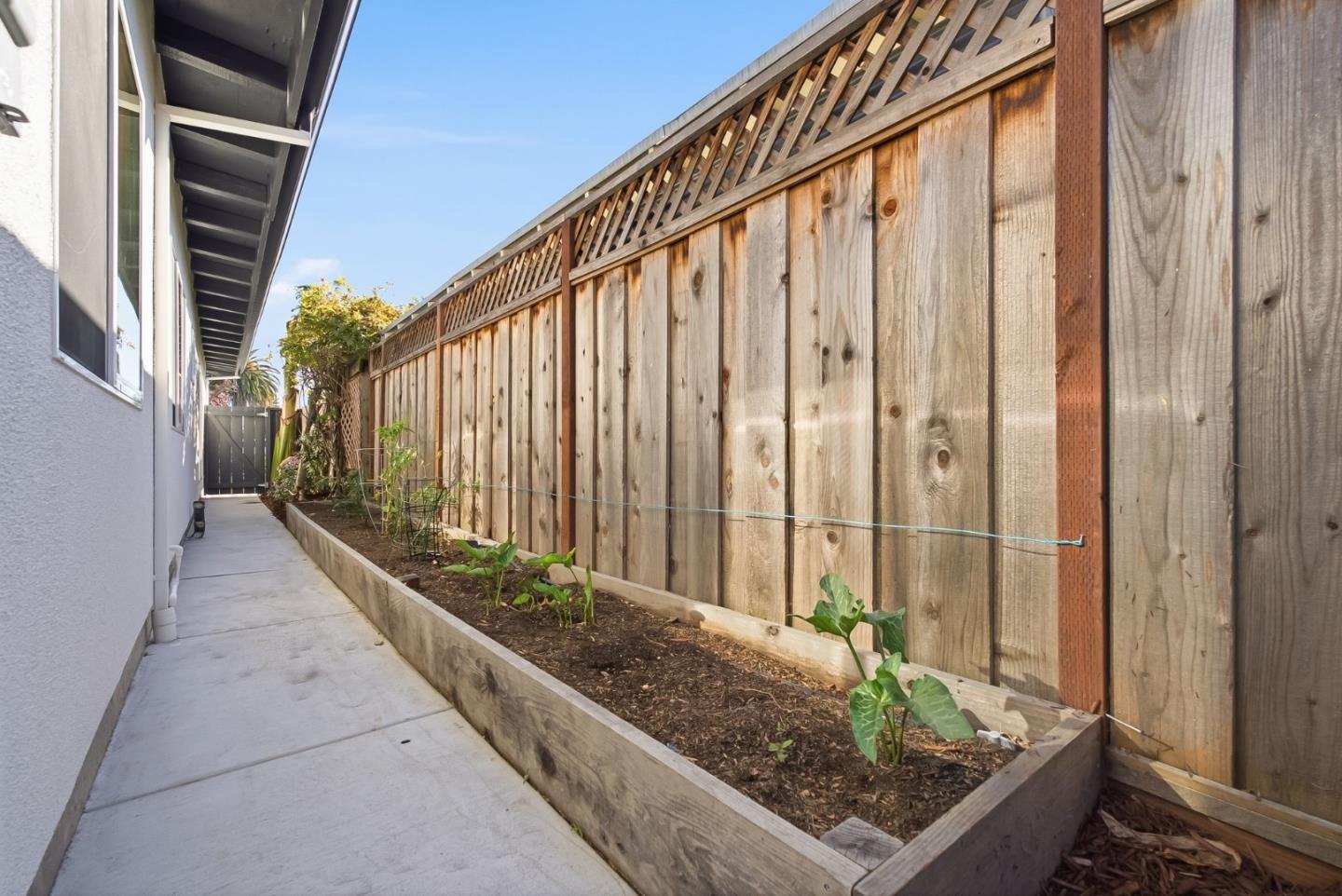 Property photo 50