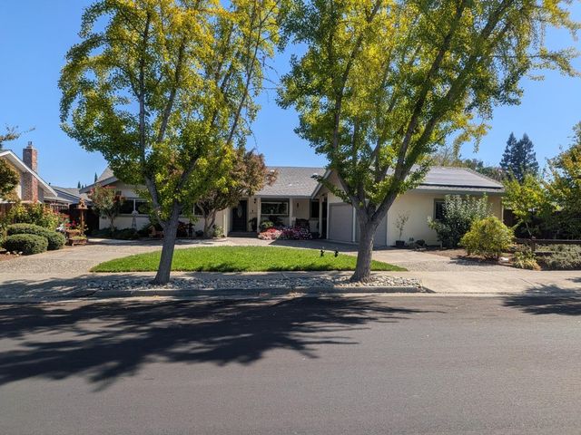 Property photo 38