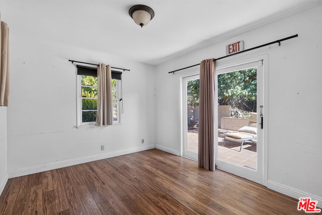 Property photo 37