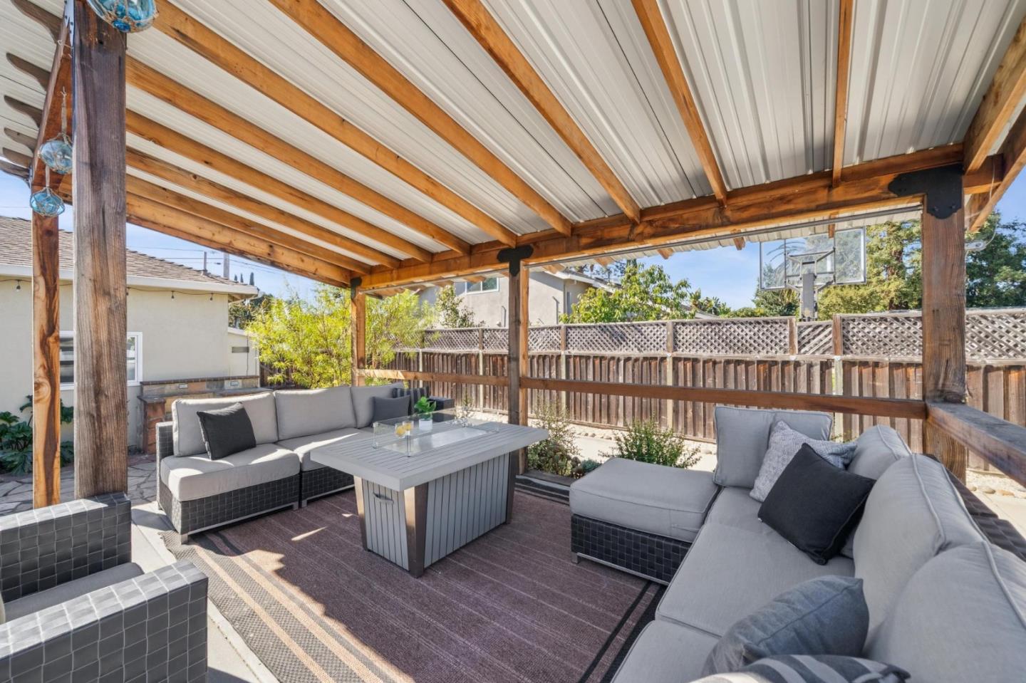 Property photo 35