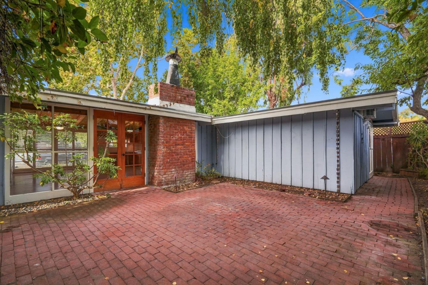 Property photo 25
