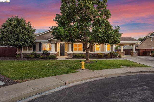Property photo 42