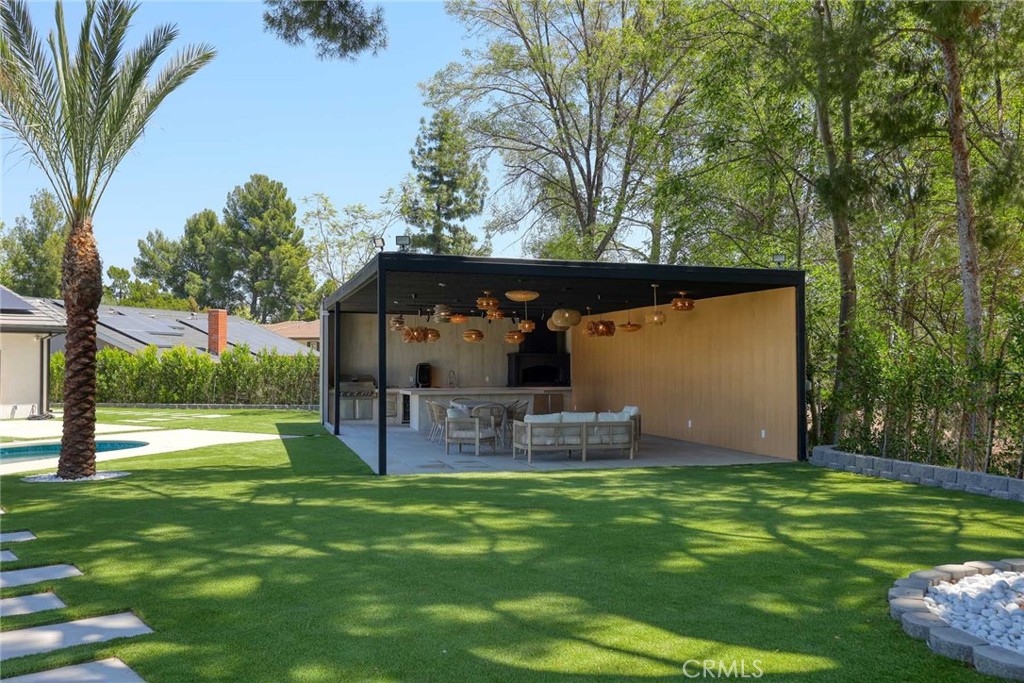 Property photo 28