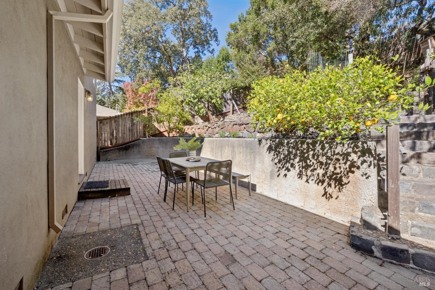 Property photo 38