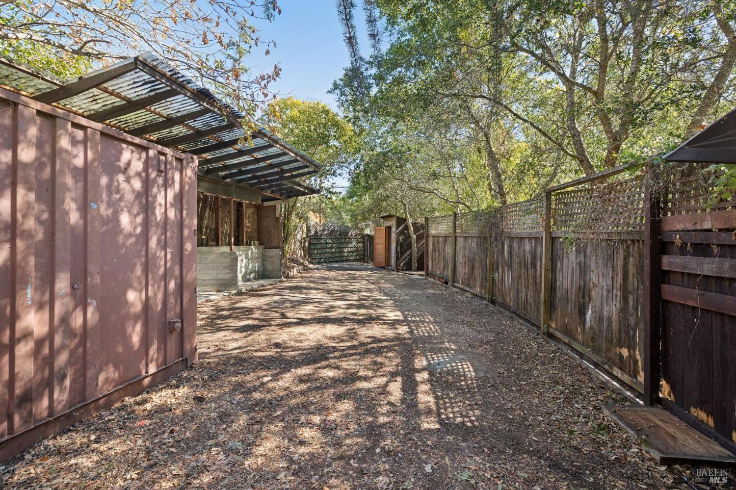 Property photo 46