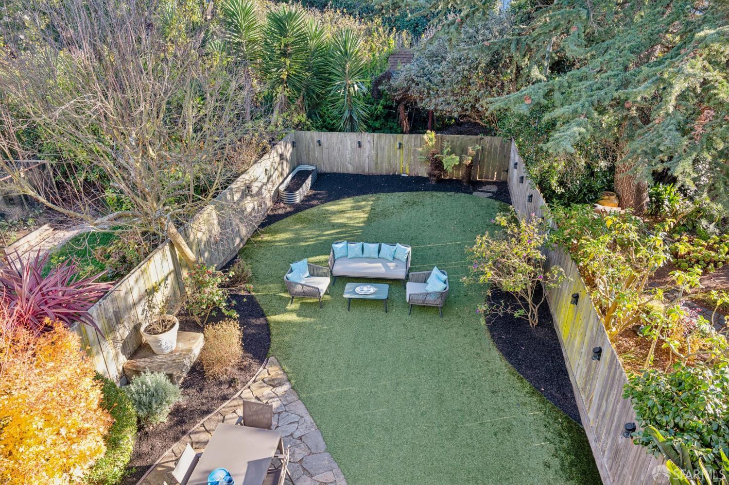Property photo 38