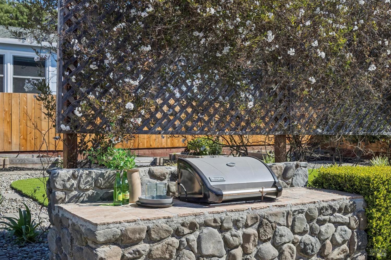 Property photo 25