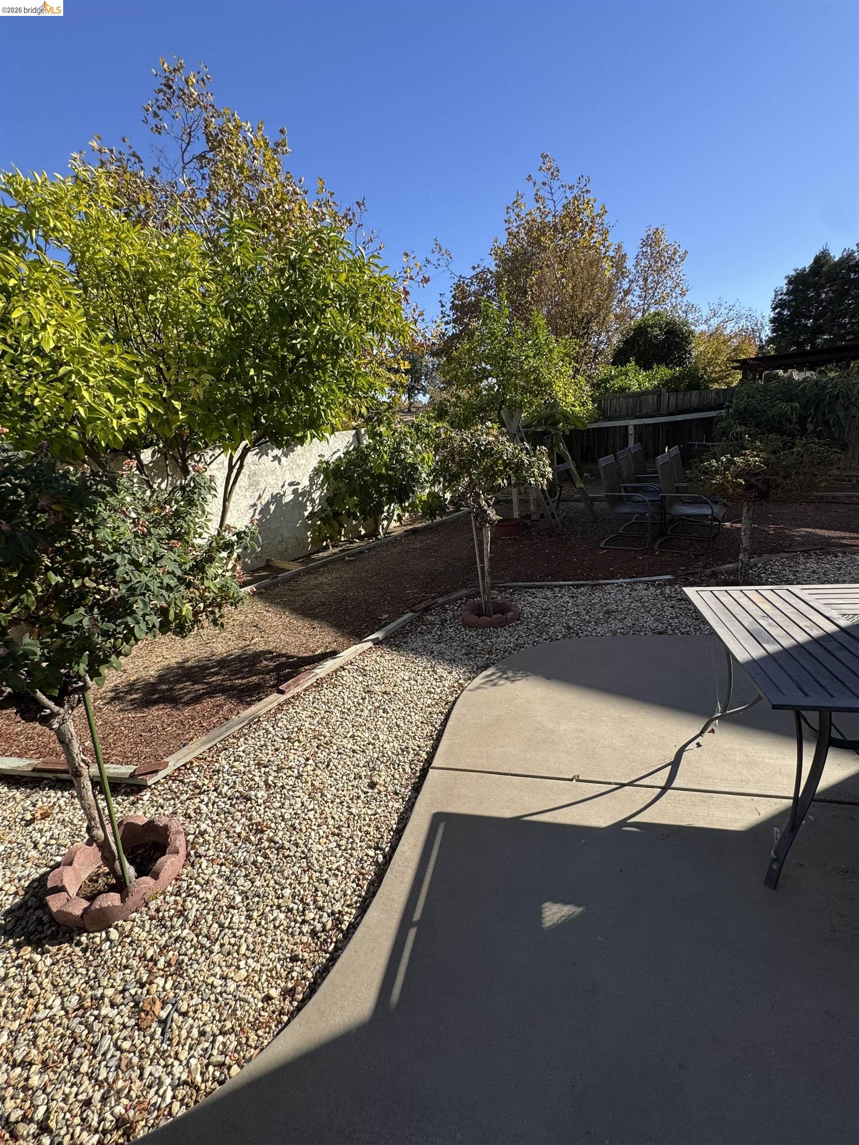 Property photo 25