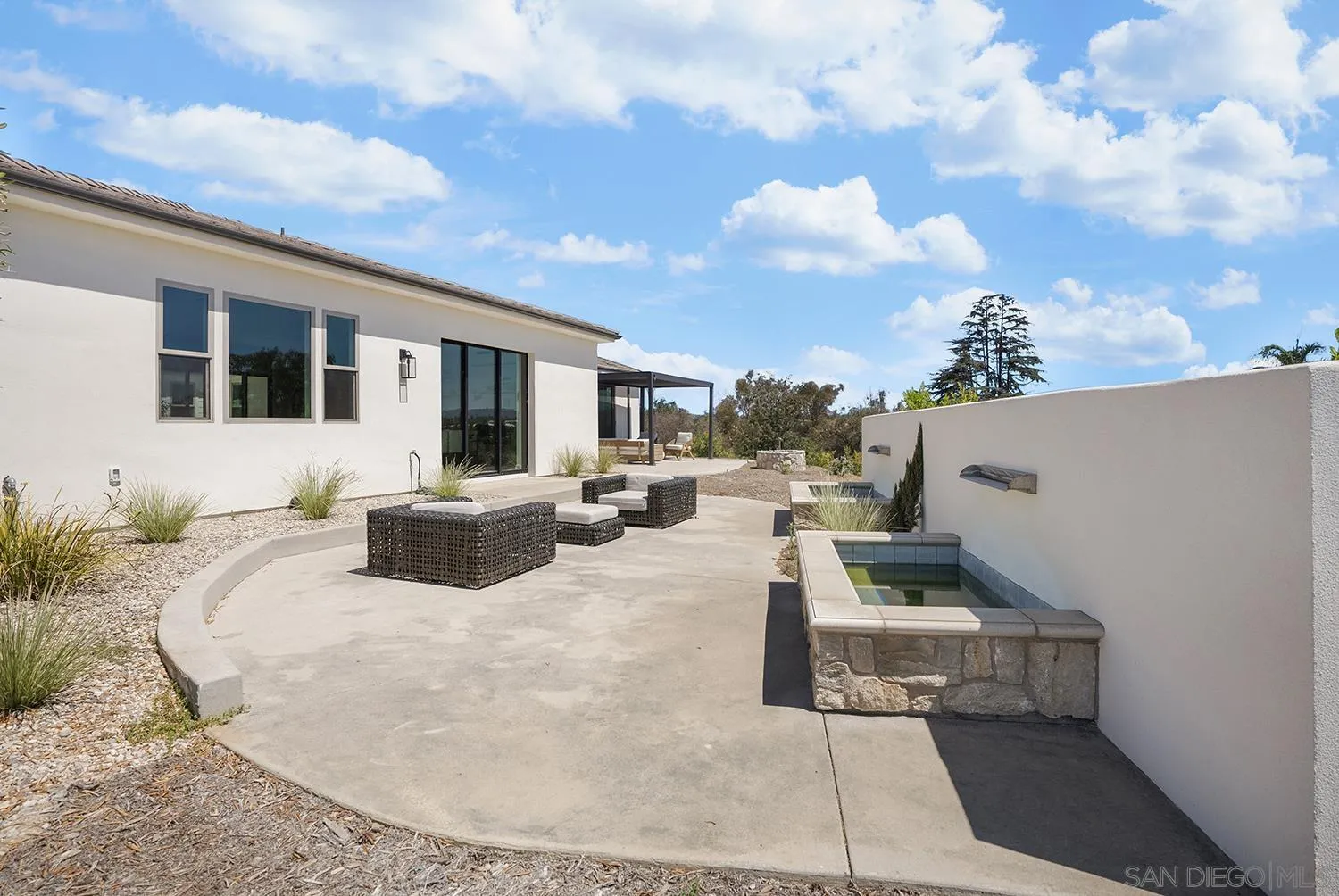 Property photo 35