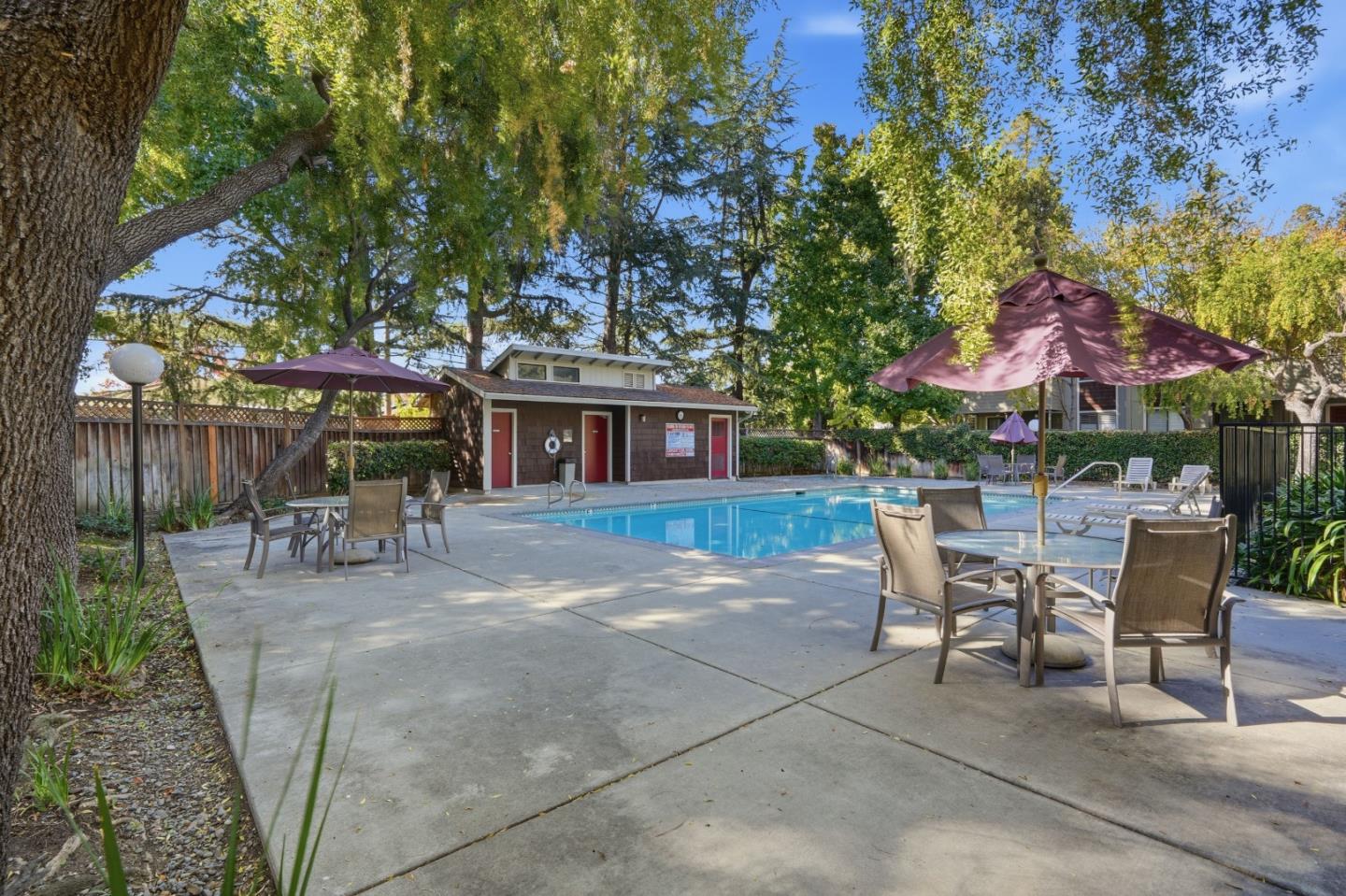 Property photo 38